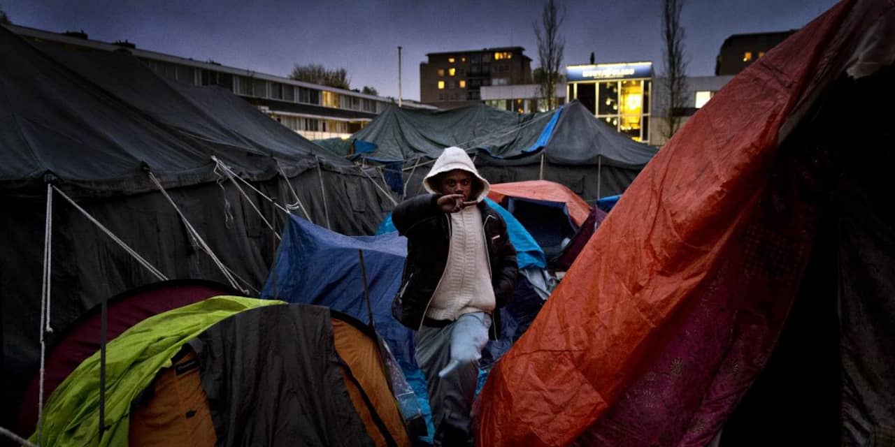 Amsterdam ontruimt tentenkamp vrijdag