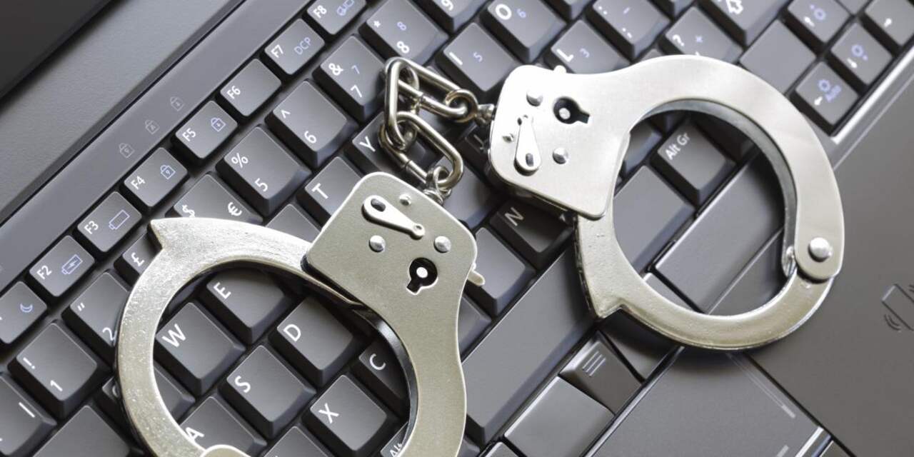 Rotterdammer aangehouden voor zeker tweeduizend hacks
