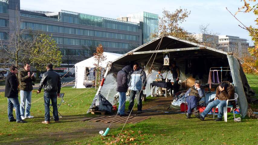 Tentenkamp op Koekamp Den Haag nog steeds bezet