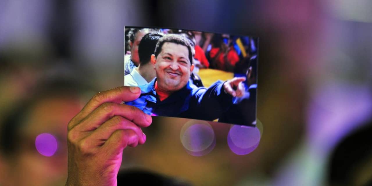 'Chávez ligt niet in een coma'