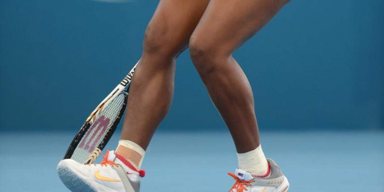 Serena Williams en Kvitova simpel door in Brisbane