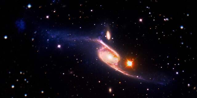 NGC 6872