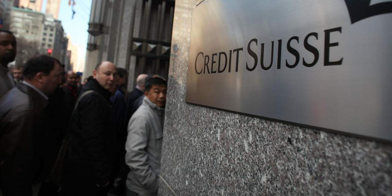'Credit Suisse betaalt 20 procent minder bonussen'