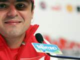 Massa hoopt op stoeltje bij Lotus