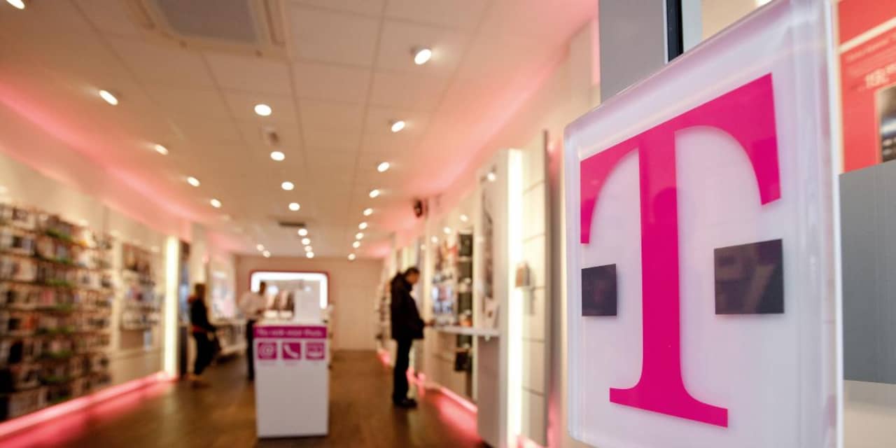 'T-Mobile scheidt belminuten en data in nieuwe abonnementen'