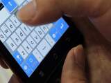 Omzet uit sms-diensten daalt flink