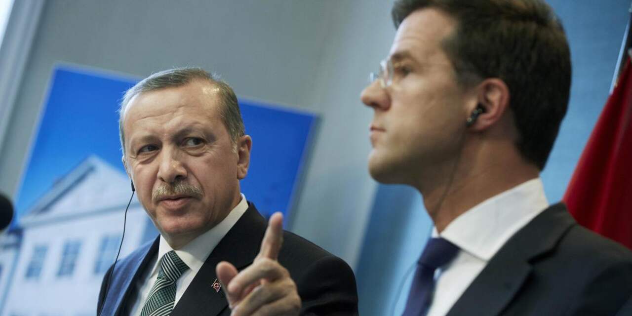 Erdogan en Rutte oneens over zaak Yunus