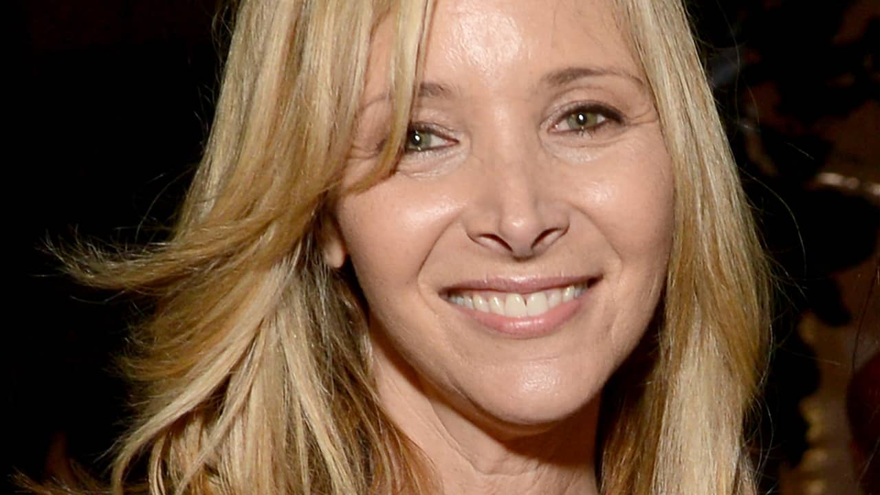 Lisa Kudrow Cuddled No One At Mother S Funeral Was Very Difficult Now World Today News