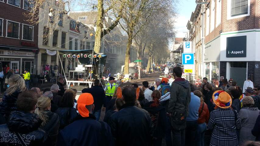 Breedstraat in Utrecht afgesloten na explosie