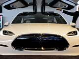Elektrisch automerk Tesla praat met Google over autopiloot