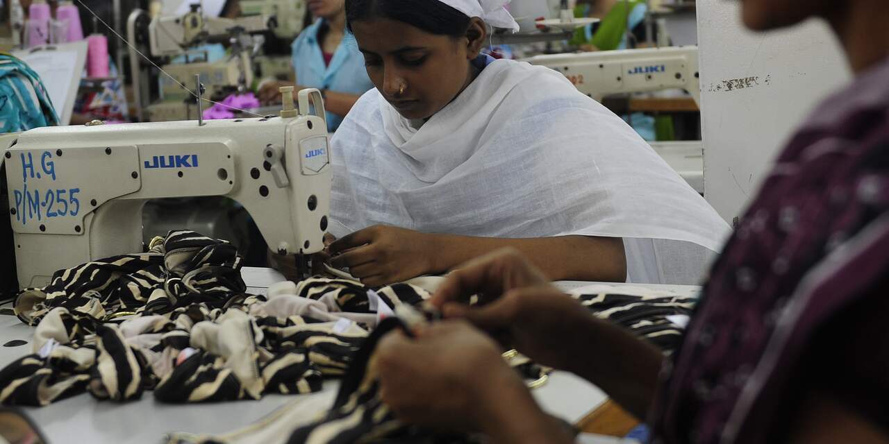 'Kledingarbeiders Bangladesh draaien op voor veiligheidskosten fabrieken'