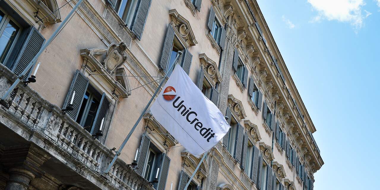 'Italiaanse bank UniCredit denkt over aankoop ING en ABN AMRO'