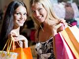 'Vrouwen geven meer geld uit als ze samen winkelen'