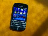 De Blackberry Q10, een nieuwe Blackberry-smartphone met fysiek toetsenbord, zal vanaf 29 mei verkocht worden in Nederland.