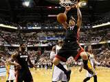 De Miami Heat hebben in de finale van de Eastern Conference tegen de Indiana Pacers een 2-1 voorsprong genomen. De titelverdediger in de NBA zegevierde zondag met 114-96.