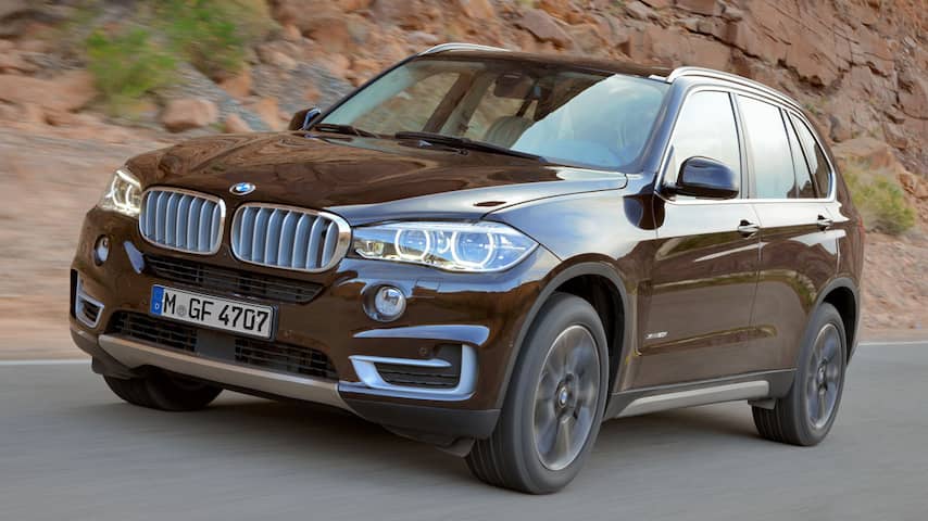 BMW waardeert basisversie X5 op