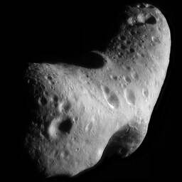 Aarde geraakt door 26 asteroïdes sinds 2000