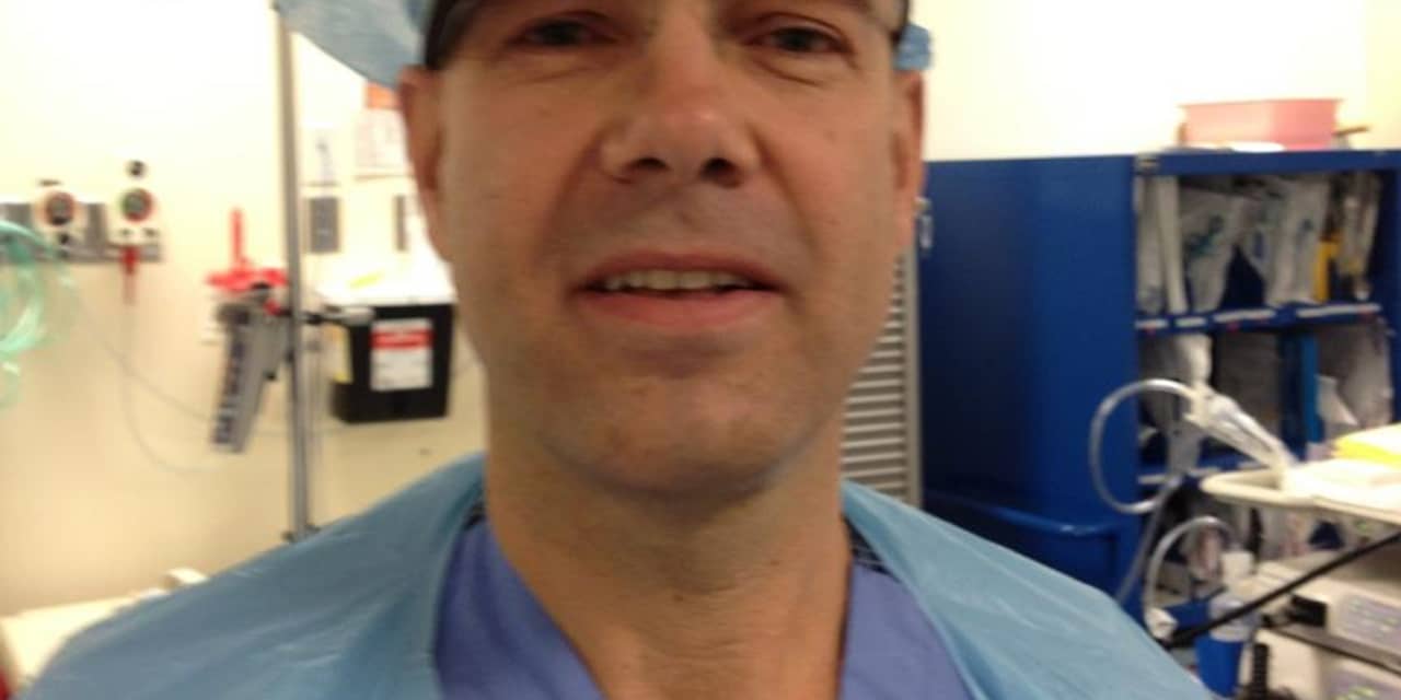 Chirurg gebruikt Glass om operatie te streamen
