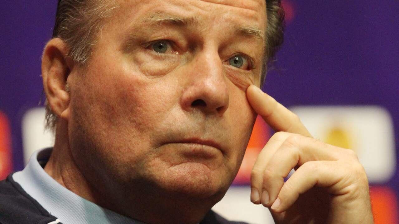 co-adriaanse-schuift-aan-bij-nos-studio-voetbal.jpg