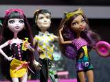 'Goth Barbies' steeds populairder