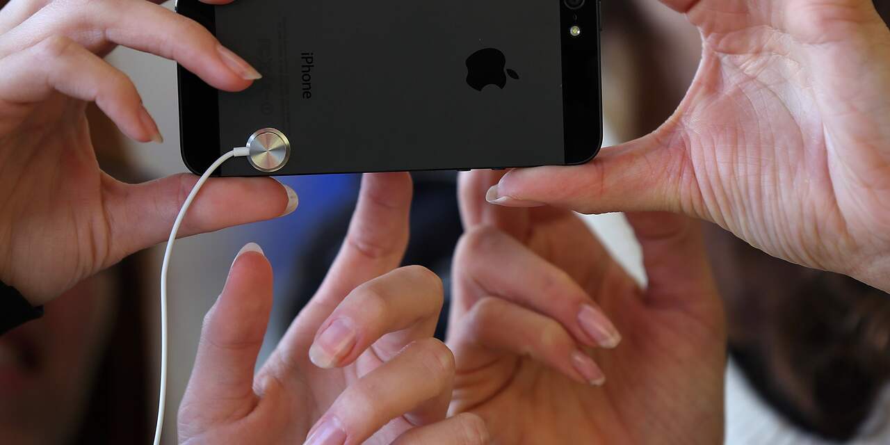 'iPhone 5S krijgt bolle thuisknop van saffier door vingerafdrukscanner'