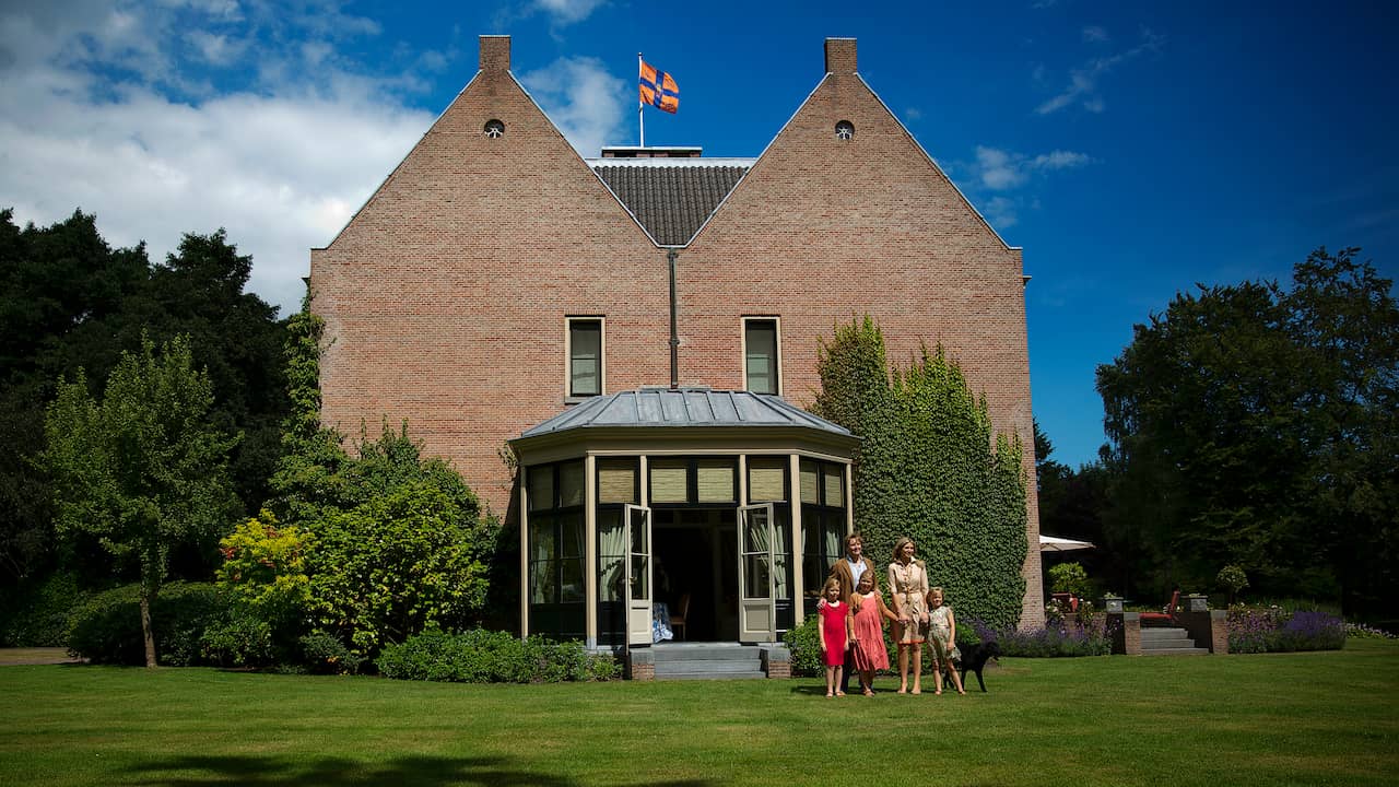huis willem alexander en maxima binnenkijken bij villa eikenhorst van willem alexander en huis willem alexander en maxima binnenkijken bij villa eikenhorst van willem alexander en