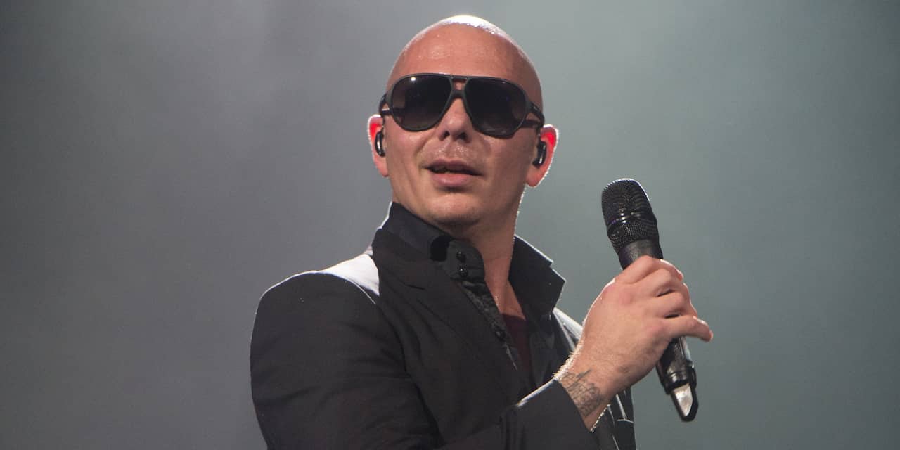 Rapper Pitbull krijgt ster op Walk Of Fame