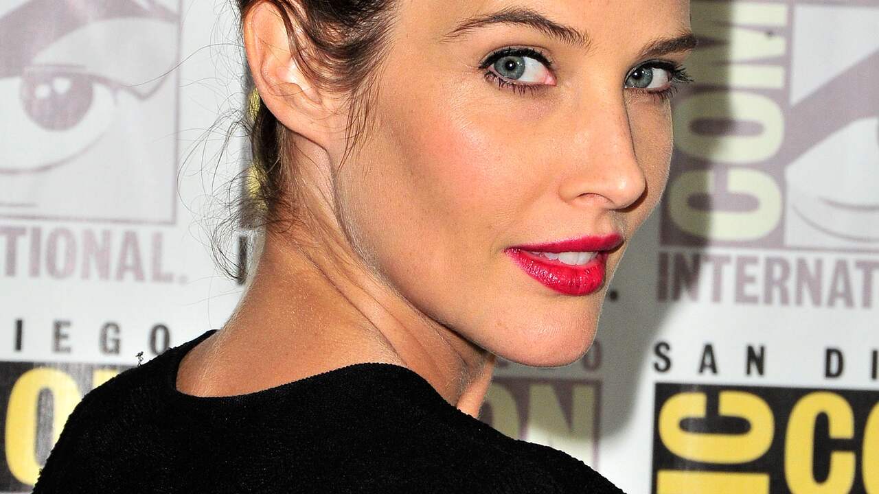 Cobie Smulders in verwachting van tweede kind | Achterklap | NU.nl