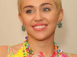 Miley Cyrus in problemen na stunt met Mexicaanse vlag