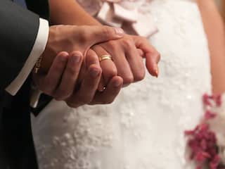 Bruidsparen geven weer meer geld uit aan bruiloft 