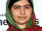Malala Yousafzay (17) is de jongste Nobelprijs-winnaar ooit. Malala werd in oktober 2012 beschoten door militanten, omdat ze op de website van de BBC een weblog bijhield. Daarin schreef ze onder meer over de geweldidagheden die door de Taliban worden gepleegd.