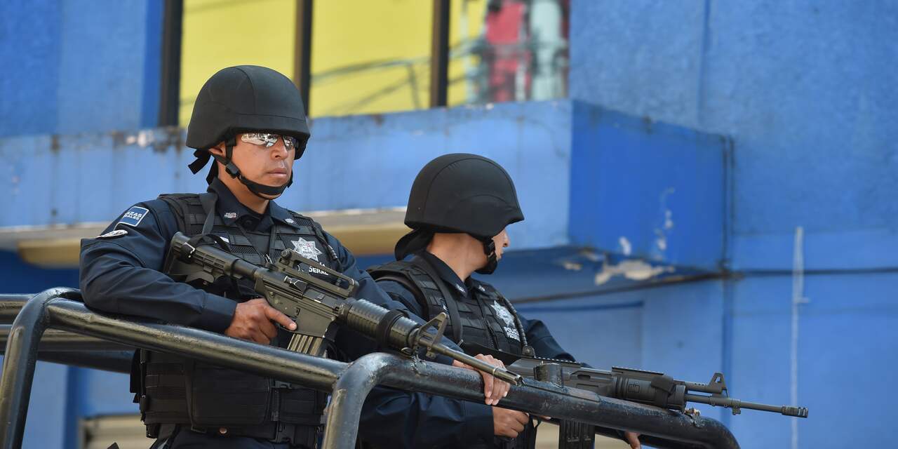Gewonde bij schietpartij politie Mexico