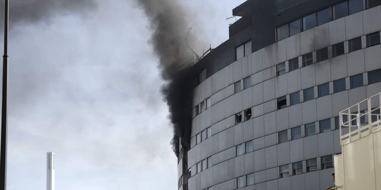 'Explosies en brand in kantoor publieke radio in Parijs'