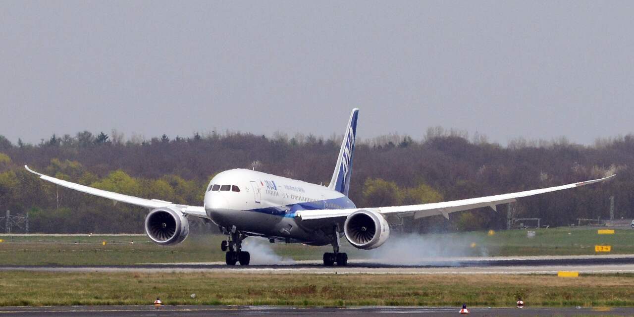 Worstelend KLM snakt naar zuinige Dreamliner