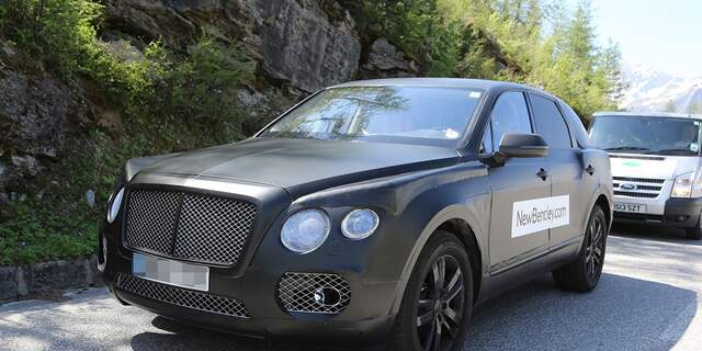 Bentley SUV wordt getest