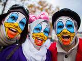Dinsdag 11 november: In Duitsland is om 11.11 uur officieel het carnavalsseizoen van start gegaan. In onder meer Keulen gingen mensen verkleed de straat op om dit heuglijke feit te vieren.