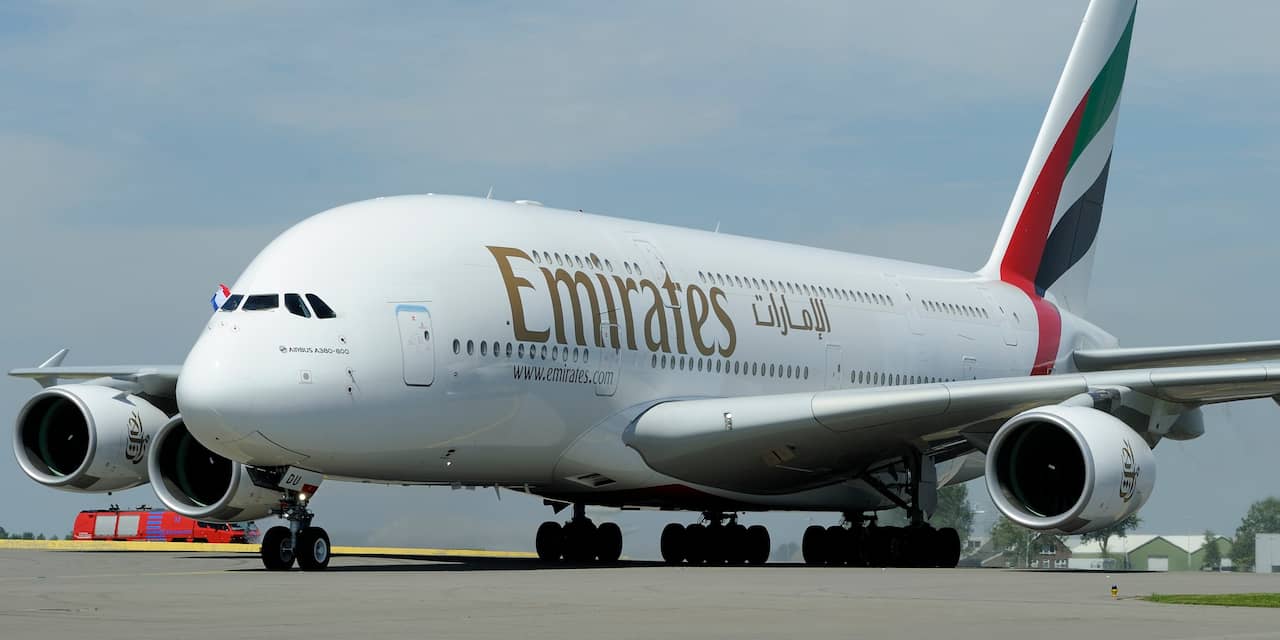Emirates ziet winst licht stijgen