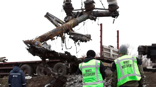 Wrakstukken MH17 zondag per trein naar Charkov | NU - Het ...