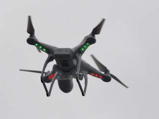 Terrorismebestrijder wil drones gaan vangen