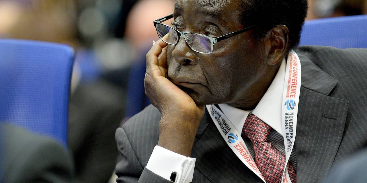 Oppositie Zimbabwe wil onderzoek naar gezondheid president Mugabe