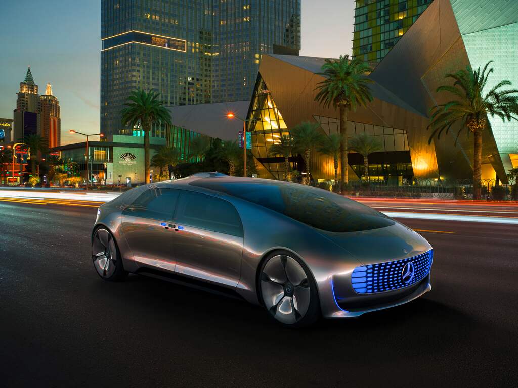 Mercedes toont zelfrijdende auto met draaiende stoelen | NU Mercedes toont zelfrijdende auto met draaiende stoelen | NU