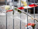 Zaterdag 10 januari: Bij de joodse supermarkt Hyper Cacher in Parijs liggen bloemen, ter herdenking van de gijzeling vrijdag. Hierbij kwamen vier gijzelaars en gijzelnemer Amedy Coulibaly om het leven.