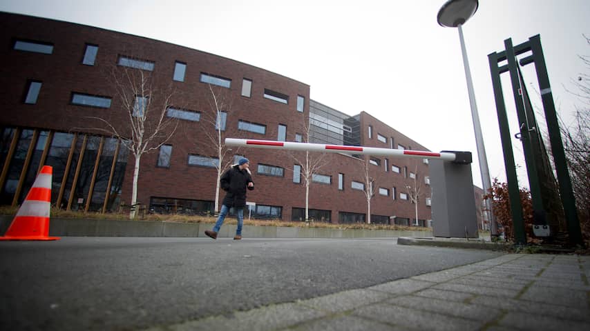 Leerlingen ROC Mondriaan in Delft staan stil bij steekincident