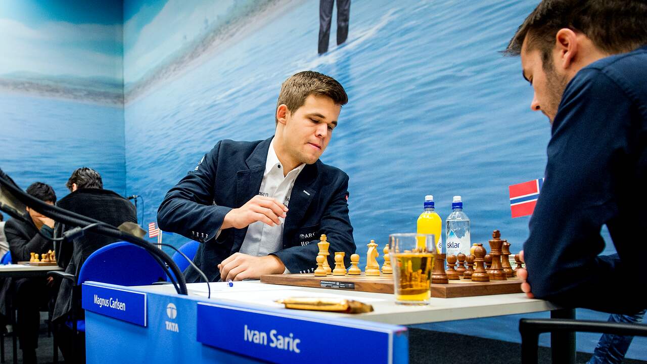 Wereldkampioen Carlsen wint schaaktoernooi in Wijk aan Zee Sport NU.nl