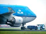 KLM-piloot kan ook alleen in cockpit blijven
