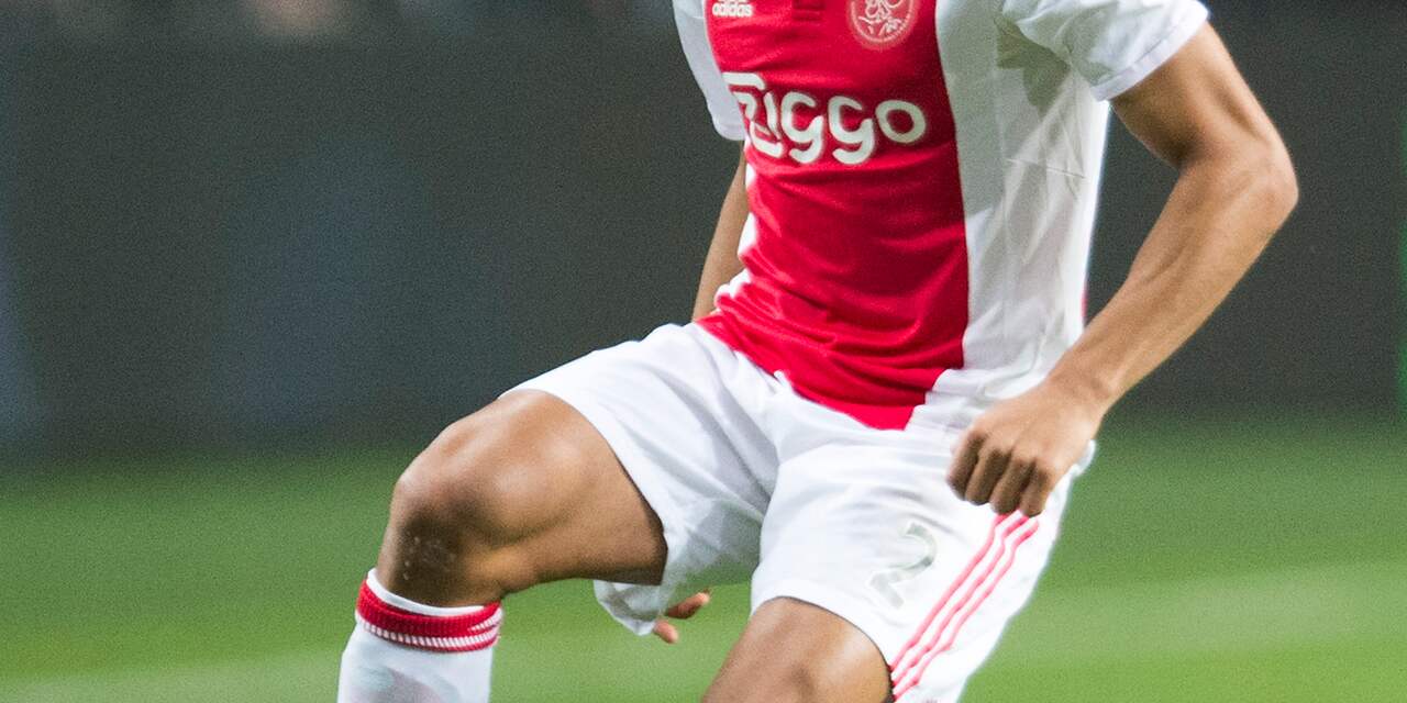 Van Rhijn wil dat Ajax in slotduels aantrekkelijker voetbal laat zien