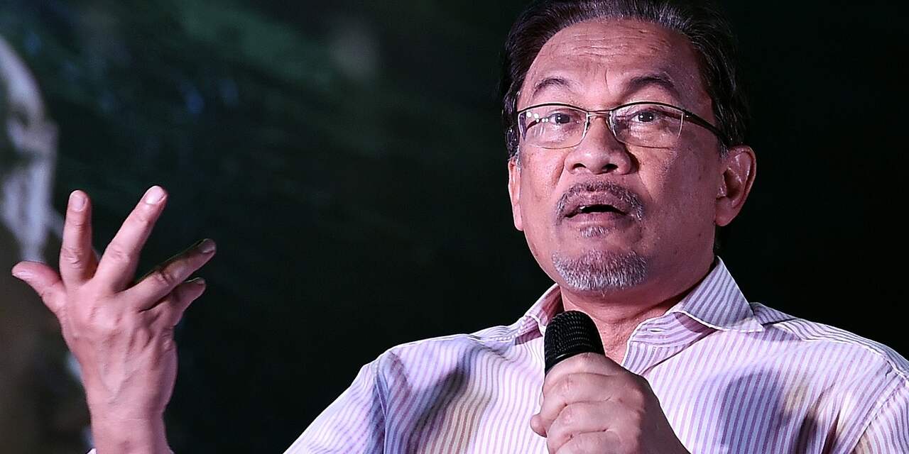 Oppositieleider Maleisië krijgt weer vijf jaar cel voor seks met man