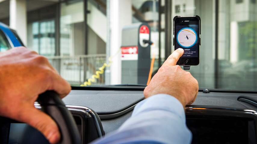 Uber met particuliere chauffeurs in Amsterdam