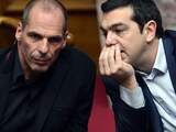 Greek Prime Minister Alexis Tsipras (R) speaks with his Finance Minister Yianis Varoufakis during the vote for the president, at the Greek parliament in Athens, on February 18, 2015. Greece's parliament elected pro-European conservative Prokopis Pavlopoulos as the country's new president, a move calculated to bolster the hard-left government in its critical EU bailout talks. AFP PHOTO / LOUISA GOULIAMAKI
fotograaf	Louisa Gouliamaki