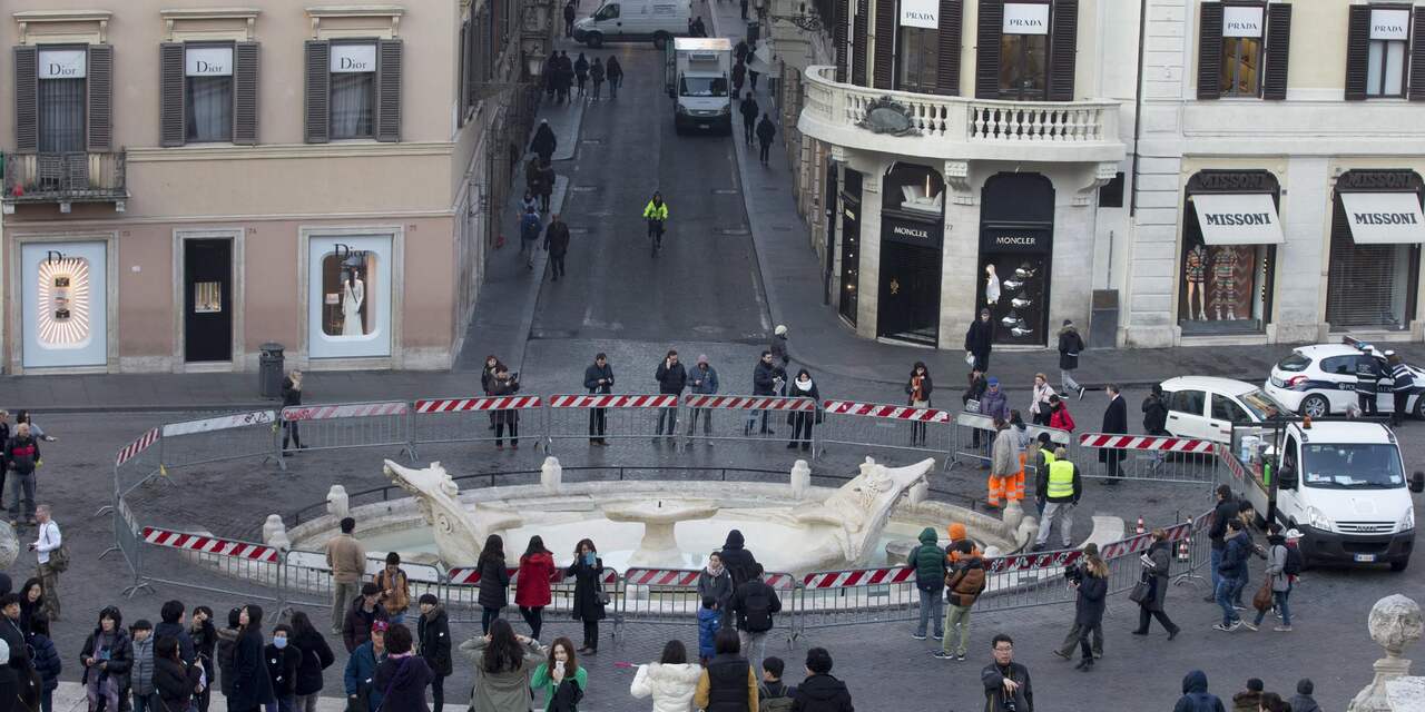 Zwols gymnasium zamelt geld in voor beschadigde fontein in Rome